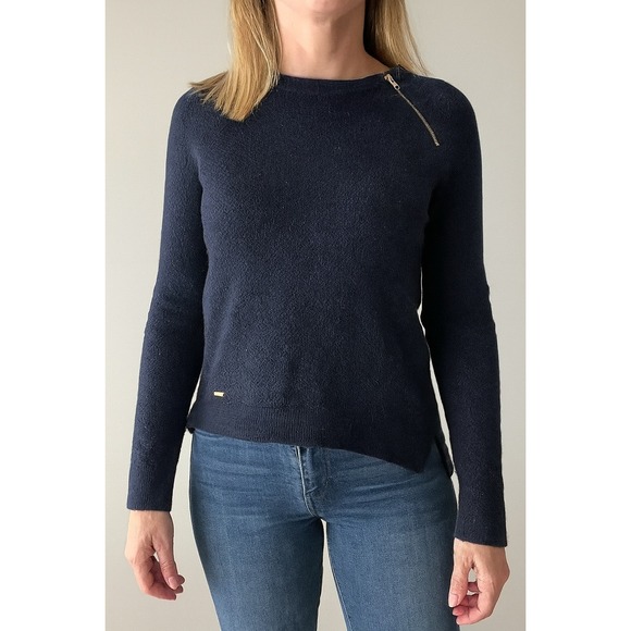 Abercrombie & Fitch Sweaters - Abercrombie‎ & Fitch Women's XS Blue Scoop Neck Sweater Gold Zipper Detail